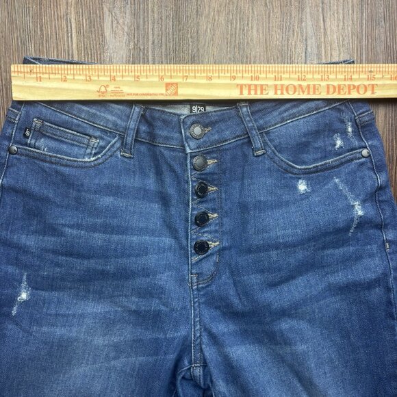 Judy Blue Boyfriend Jeans Distressed Medium Wash Button Fly JB88526 Size 9/29 - Picture 7 of 11